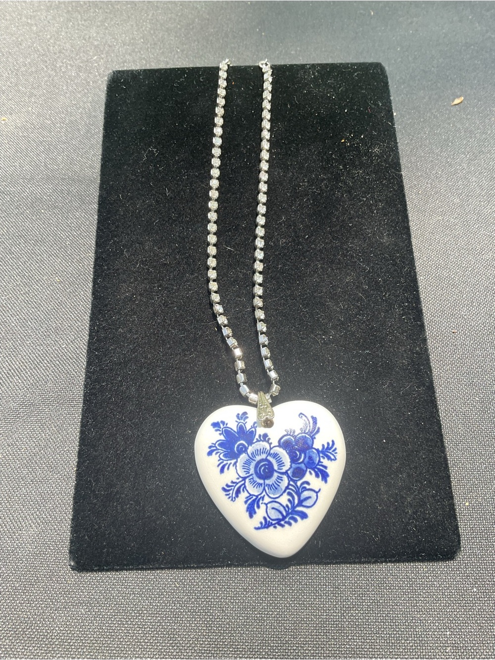 Vintage DELFT Blue Floral large Heart Pendant Necklace ON Coro rhinestone choker